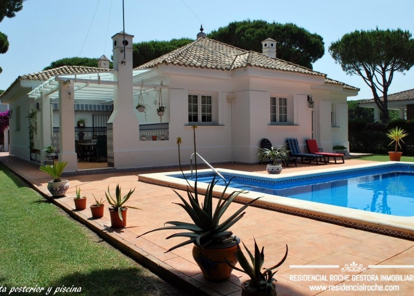 R133 &mdash; VILLA JOSE