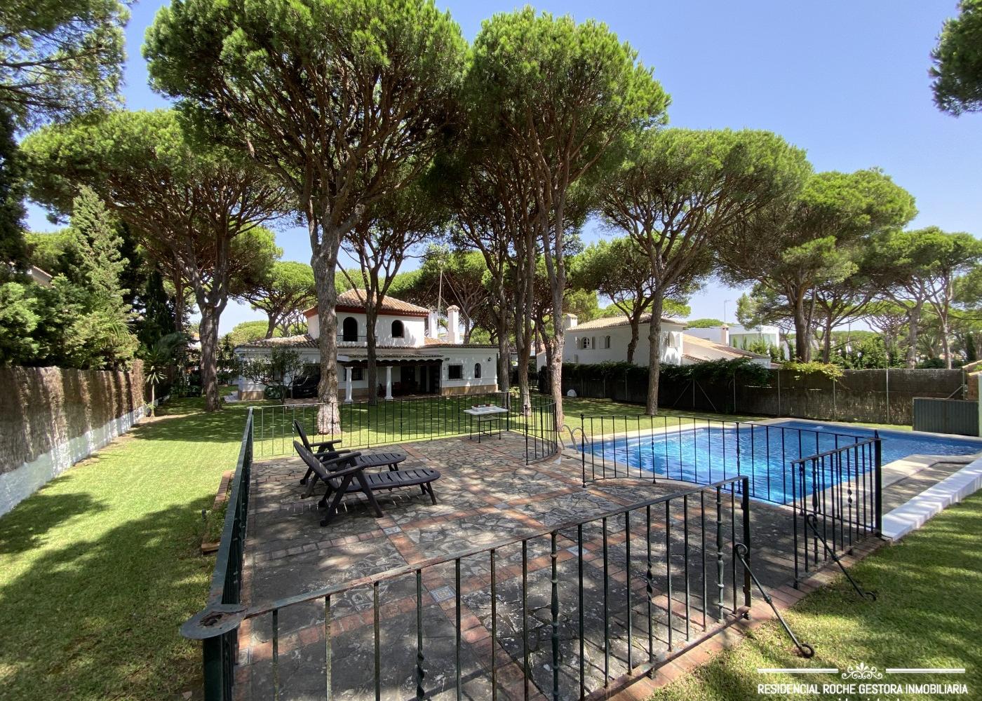 R294 &mdash; GRAN CHALET