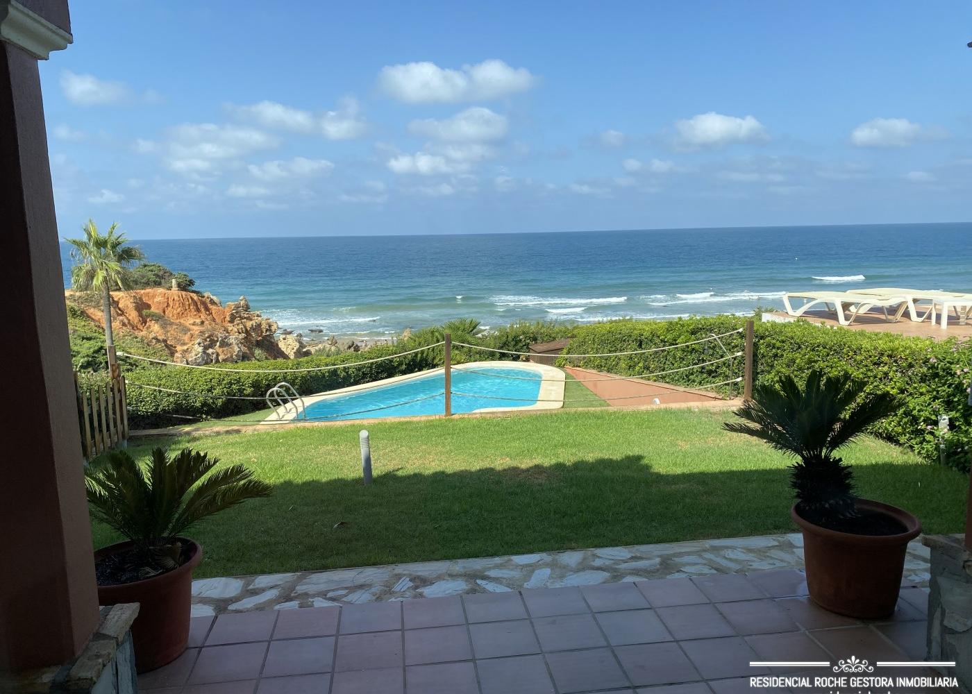 R255 &mdash; VILLA MAR
