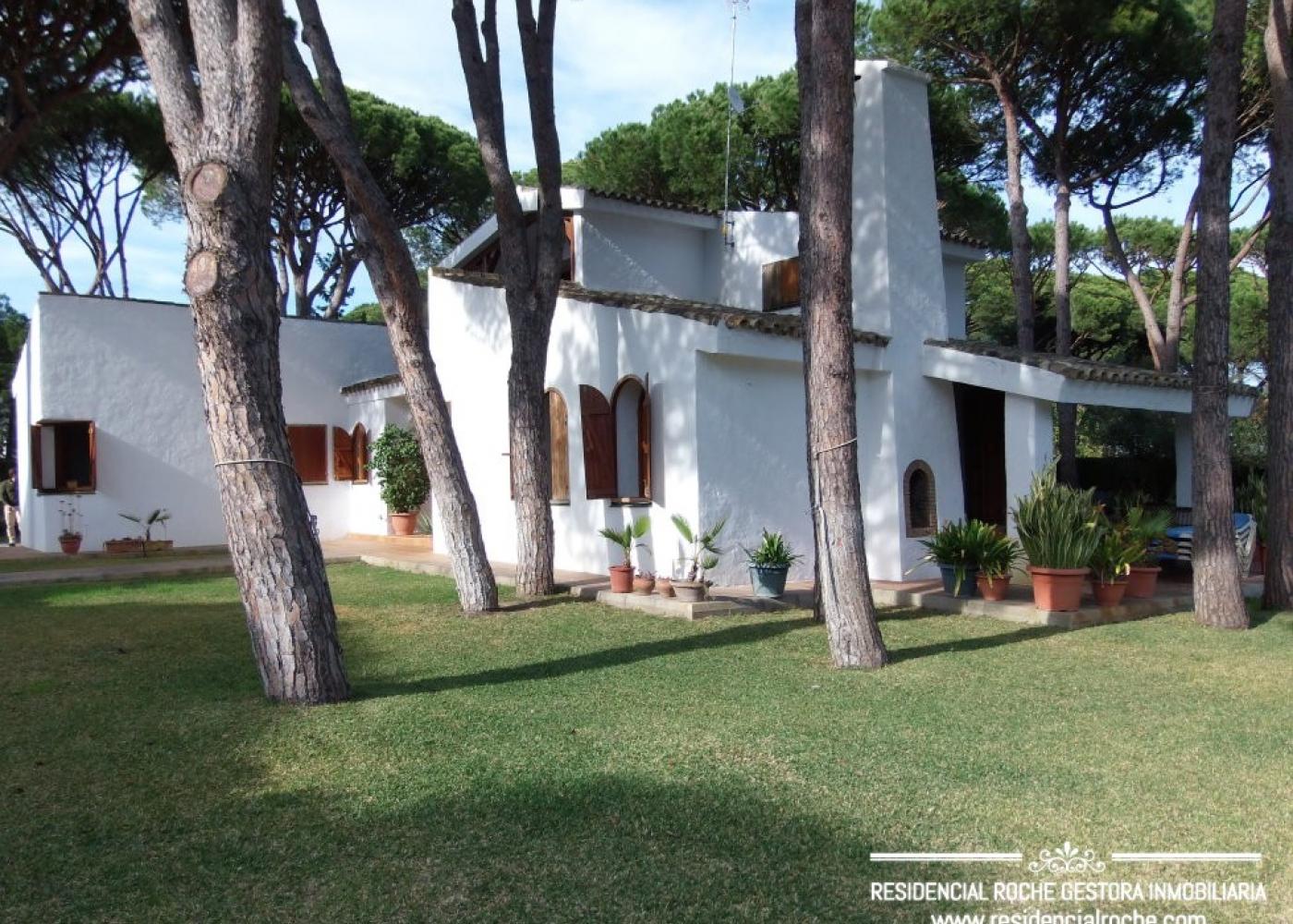 R215 &mdash; Villa las montañas
