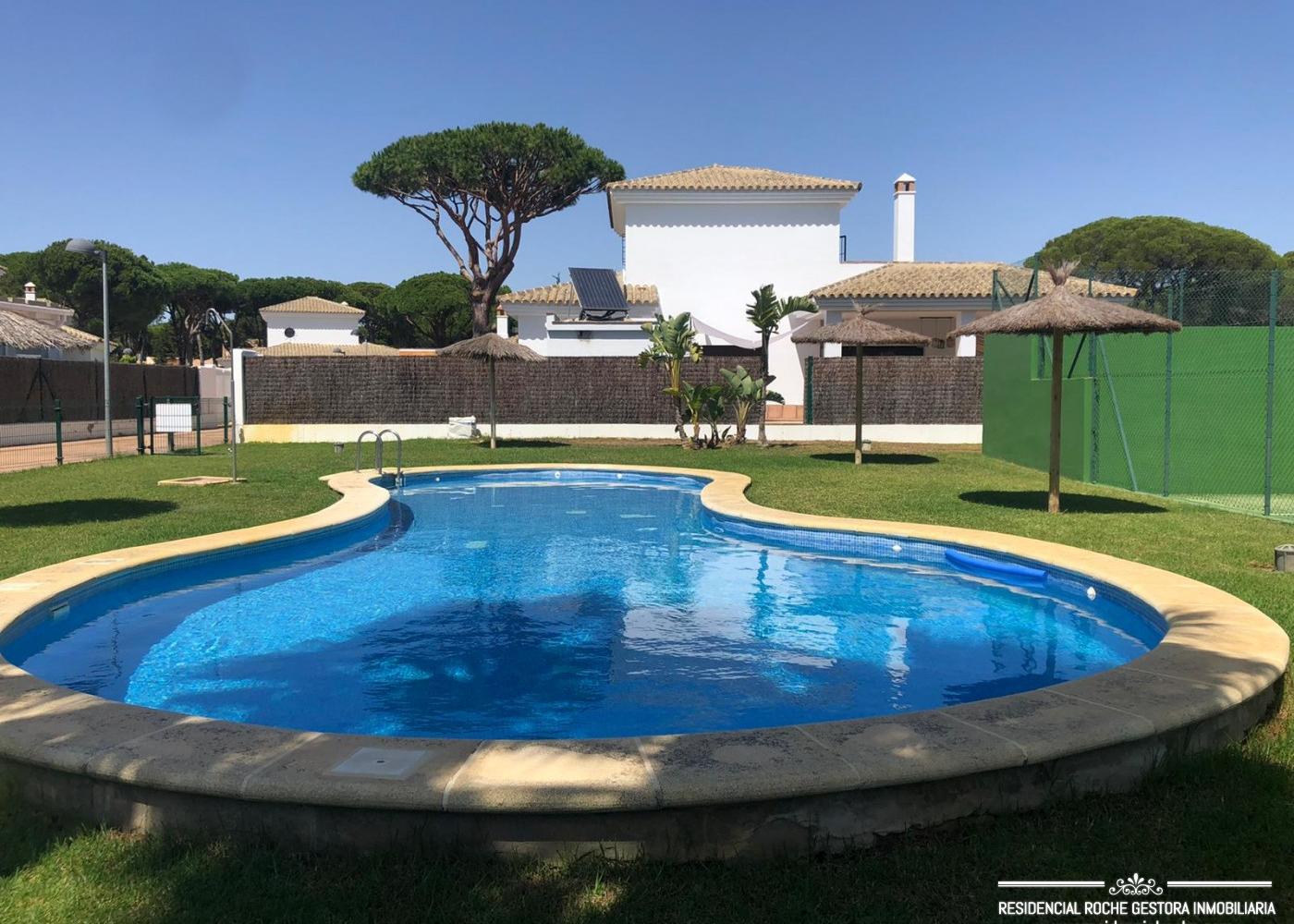 R301 &mdash; CHALET C. IRLANDA PADEL