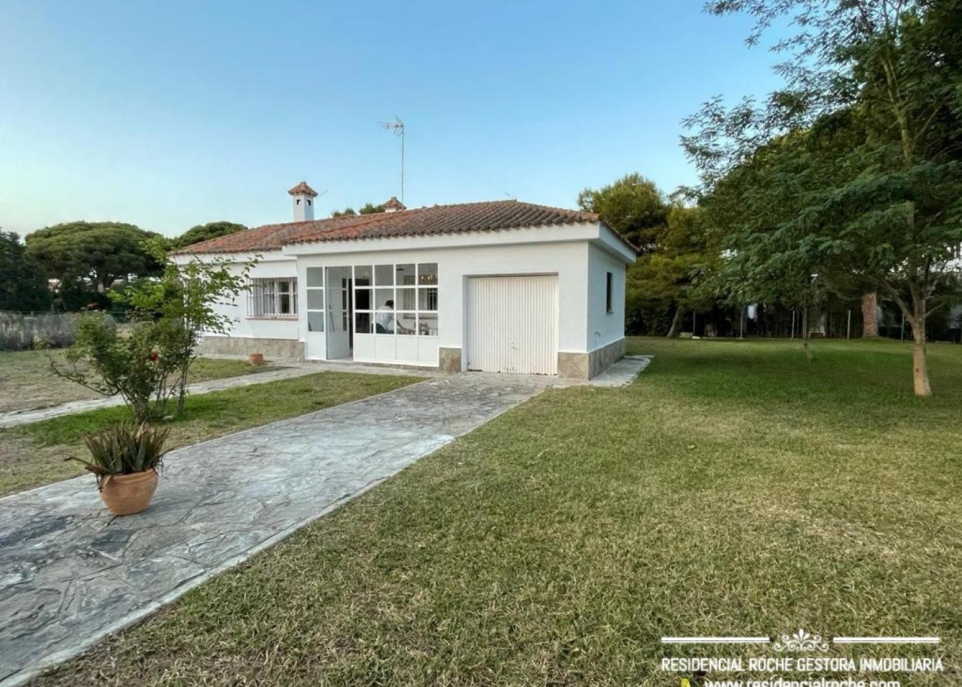 R285 &mdash; CASA ISABEL